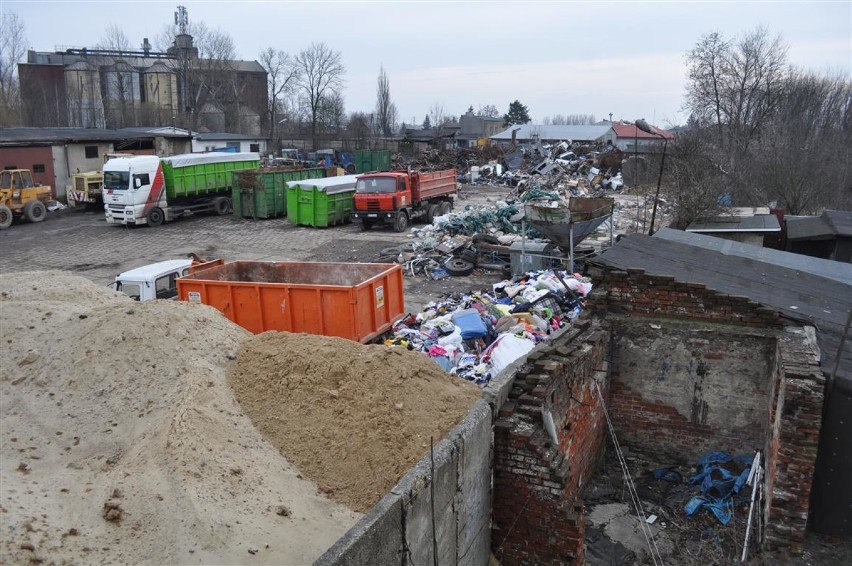 Zdaniem pani Janiny, firma powinna zabezpieczać przywożone...