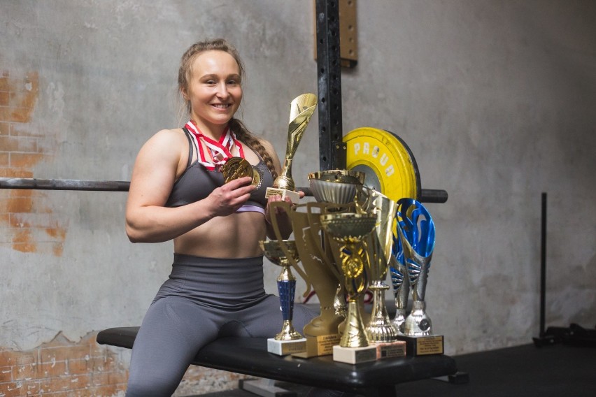 Ta Słupszczanka jest mistrzynią Polski w trójboju siłowym. To trenerka i dietetyk