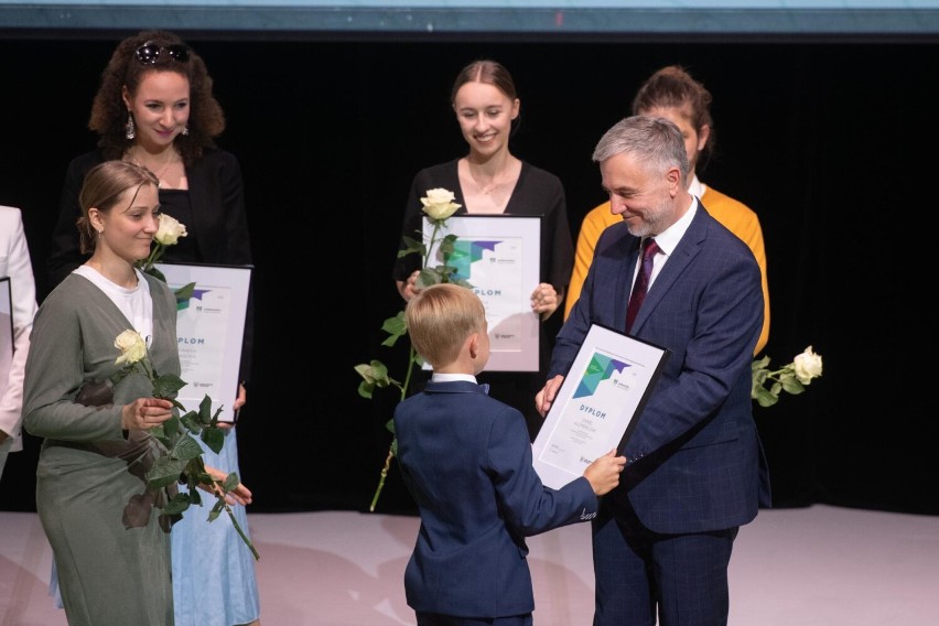 Pleszew. Magdalena Sobczak ze stypendium Marszałka...