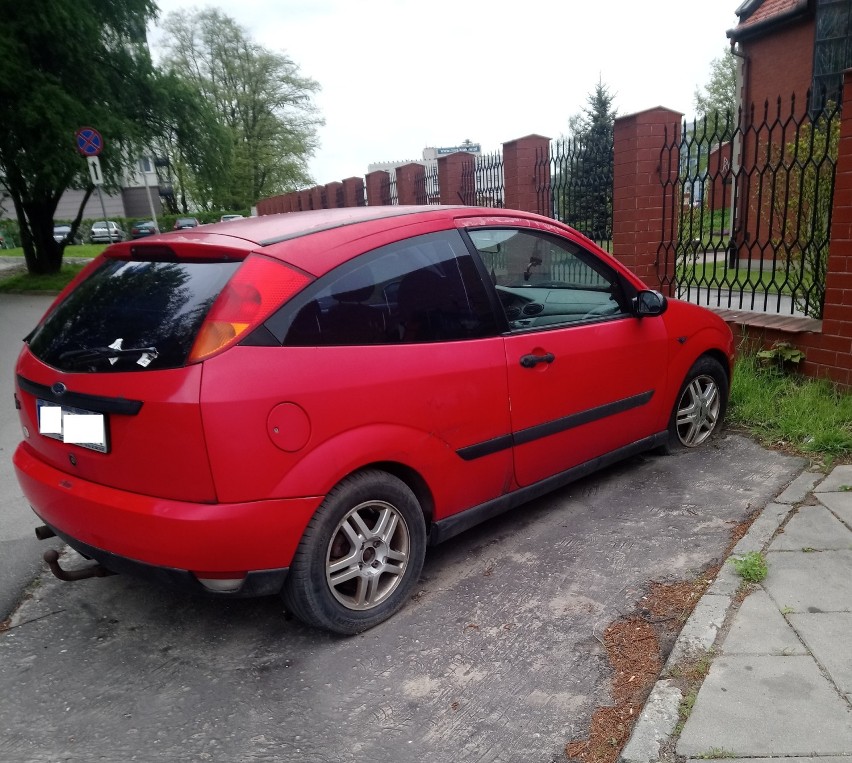 Bohaterów Września 67 Ford Focus bez powietrza w przednich...