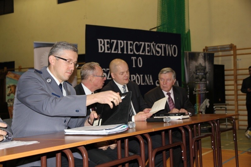 Debata o bezpieczeństwie w Płocku już 12 listopada w ratuszu