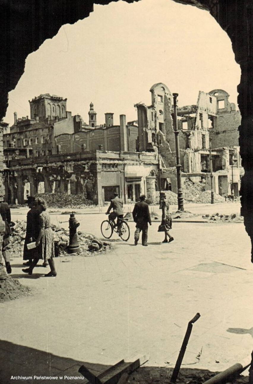 Zniszczony Poznań 1945