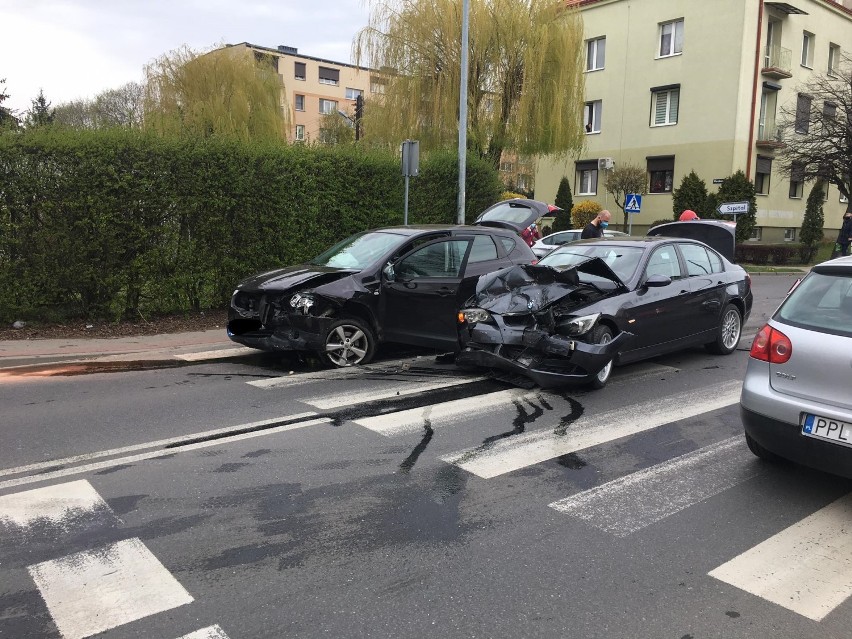 Pleszew. Wypadek na skrzyżowaniu Lipowej i Słowackiego