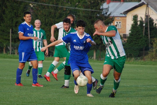 Tempo Nienaszów zmierzyło się z Przełęczą Dukla. Podopieczni Grzegorza Muni zwyciężyli 4:1.