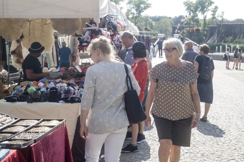 Dni Inowrocławia 2019. Pokazy chorągwiarskie [zdjęcia]