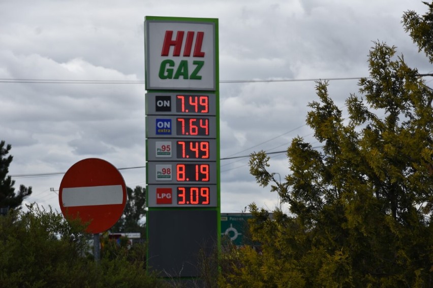 Ceny paliw w Wągrowcu. Ile za litr benzyny, a ile za olej napędowy? Mamy aktualne ceny! [15.07.2022r.] 