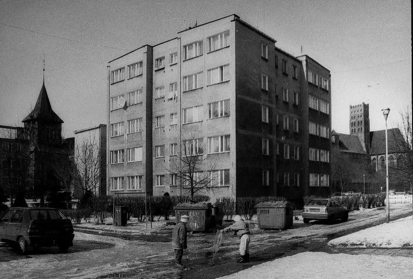 Malbork na starych zdjęciach. Tak kiedyś wyglądały ulice, bloki i zamek