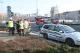 Jadący na sygnale wóz straży pożarnej zderzył się z autem (ZDJĘCIA)
