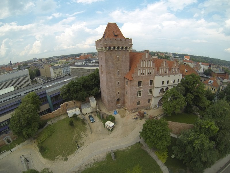Zamek Przemysła w Poznaniu z lotu ptaka