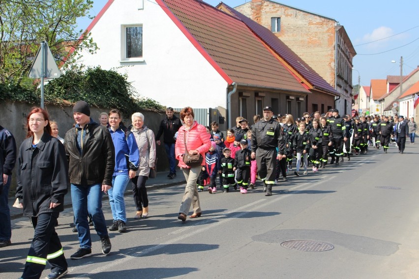 Strażacy z jednostek OSP wywalizowali w sztafecie i...