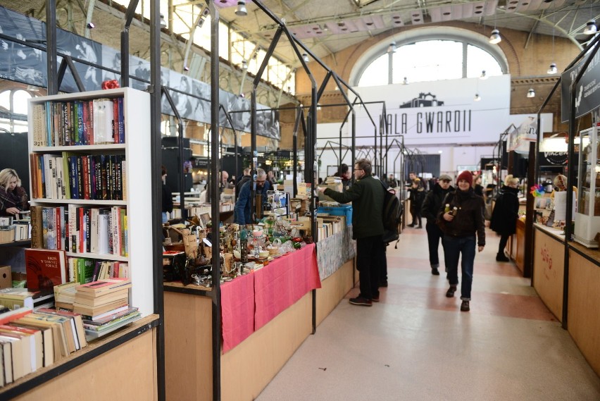 Book Vintage Vinyl Fest. Hala Gwardii pełna skarbów...