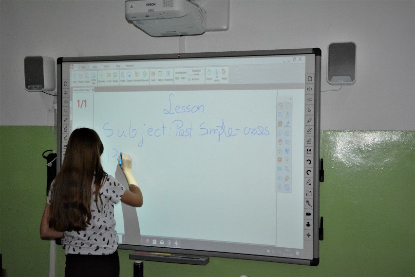 Tablice interaktywne za 50 tysięcy złotych dla szkół w Brześciu Kujawskim od LPP