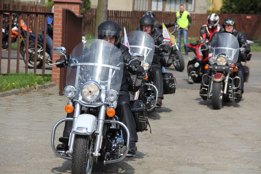 Dziadowa Kłoda: Motocykliści rozpoczęli sezon