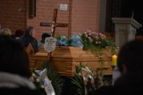 Morderstwo w Kwidzynie. Pogrzeb 30-latka i jego syna. "Bóg płacze razem z nami" [ZDJĘCIA]