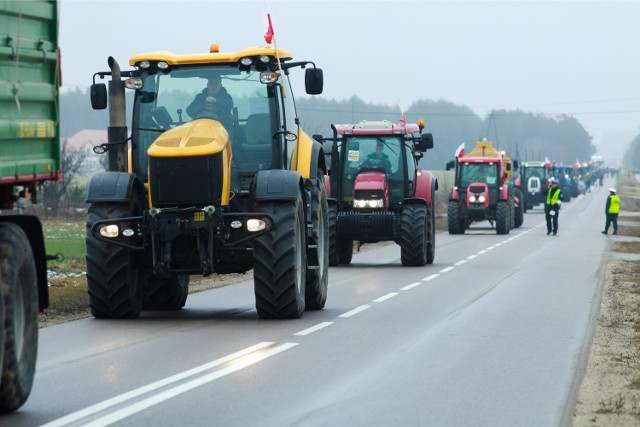 Protestujący rolnicy protestowali na rogatkach Warszawy