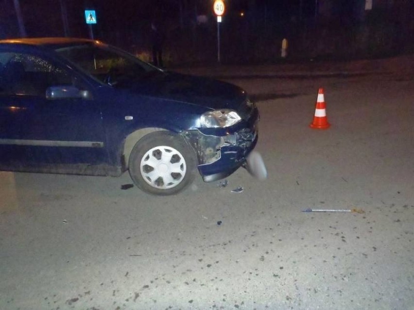 Nowy Sącz. Zderzenie motocykla z autem. Dwaj ranni w szpitalu [ZDJĘCIA]