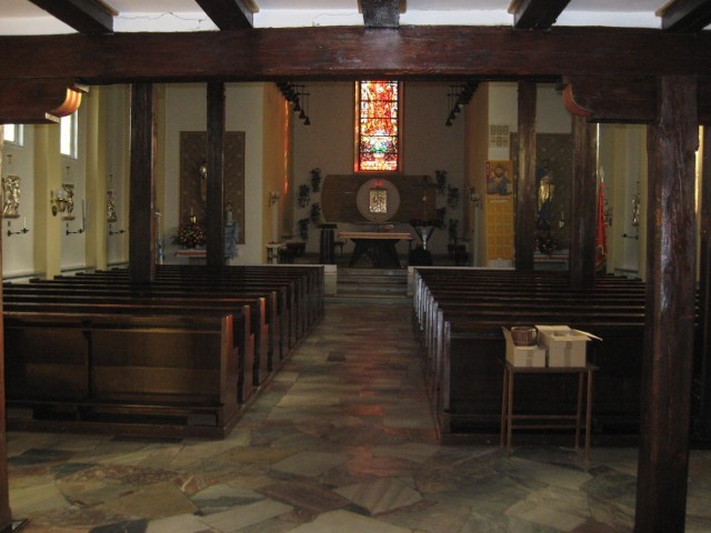 Msza św. żałobna i msza pogrzebowa zostaną odprawione w kościele Chrystusa Króla w Bażanach.