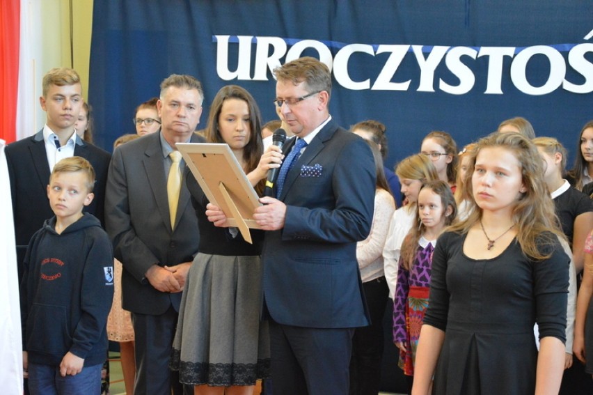 Nadanie imienia i sztandaru Szkole Podstawowej w Czeczewie