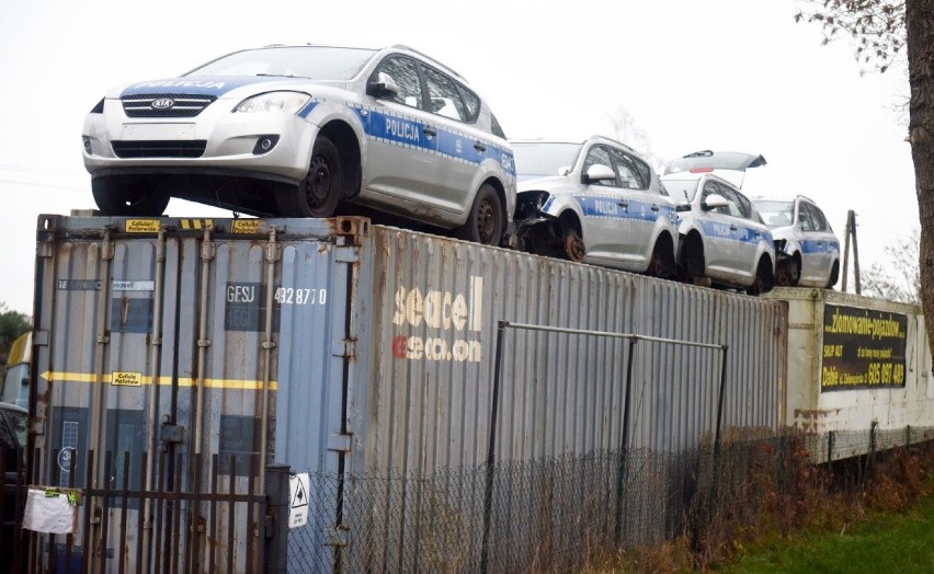 Odwiedziliśmy stację demontażu pojazdów w Dąbiu. Przez lata...