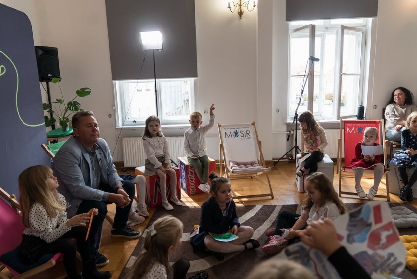 Debata prezydenta Konina z przedszkolakami. Opowiedział o sobie i swojej pracy [WIDEO]