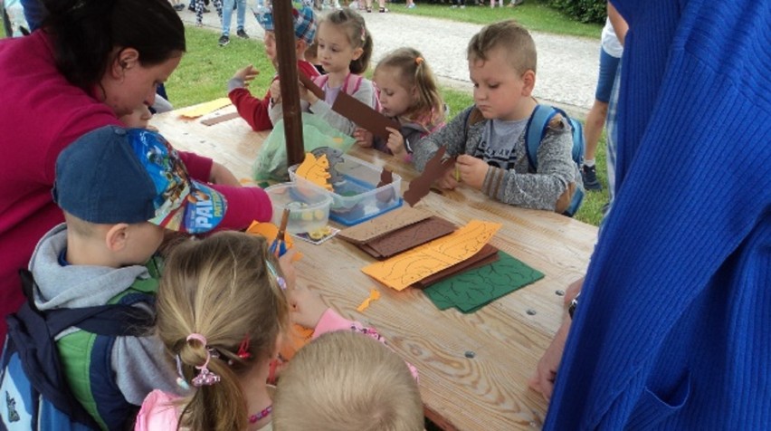 Uczniowie z gminy Lisków na festynie edukacyjnym w Gołuchowie ZDJĘCIA