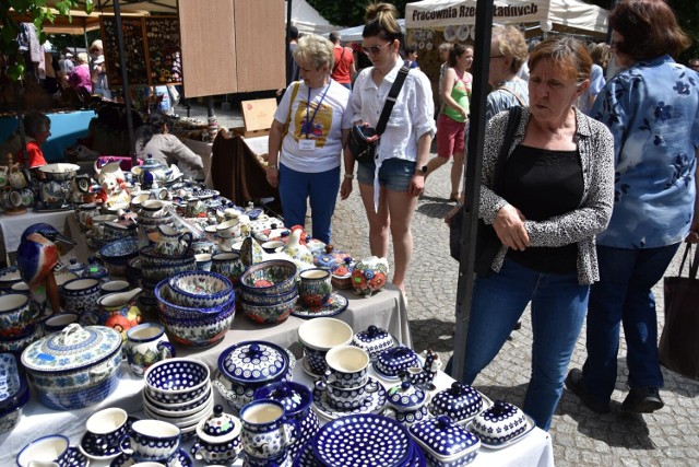 W Ciechocinku trwa Festiwal Folkloru Kujaw. Imprezie towarzyszy jarmark 