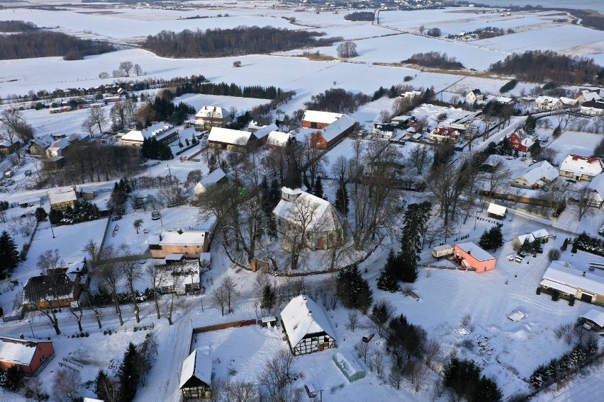 Łącko, jedna z najciekawszych wsi w zimowej odsłonie [zdjęcia]