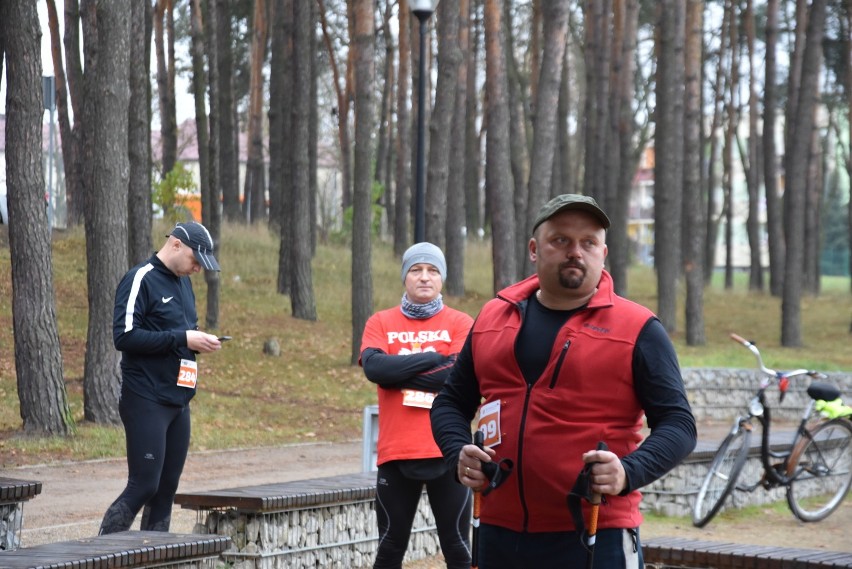 Bieg Niepodległości na Dotyku Jury w Myszkowie ZDJĘCIA