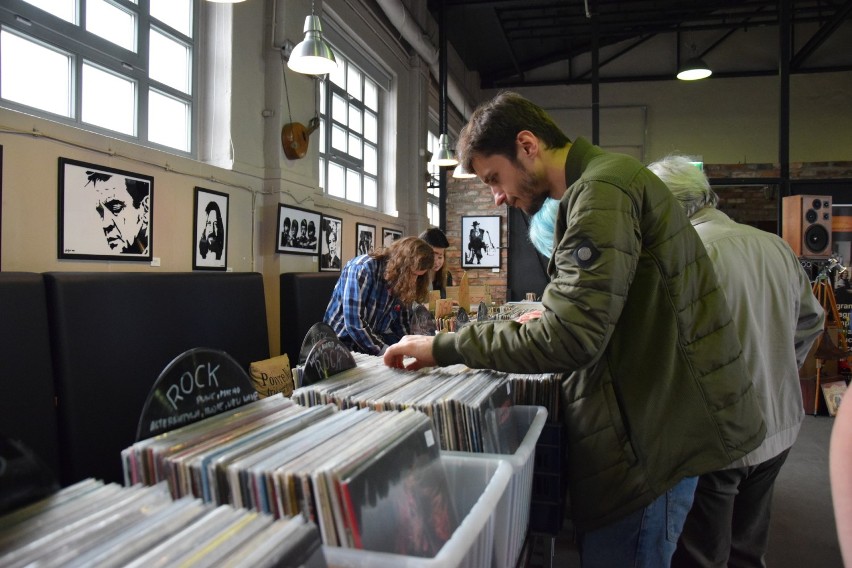 Chorzów Vinyl Festival: giełda płyt ZDJĘCIA