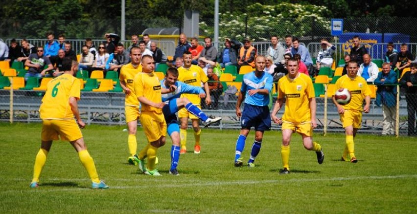 V liga. Orzeł Subkowy - Błękitni Stare Pole 1:1 (1:1)