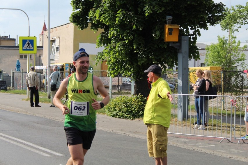 Na Półmaratonie Solan w Nowej Soli biegacze mierzyli się z...