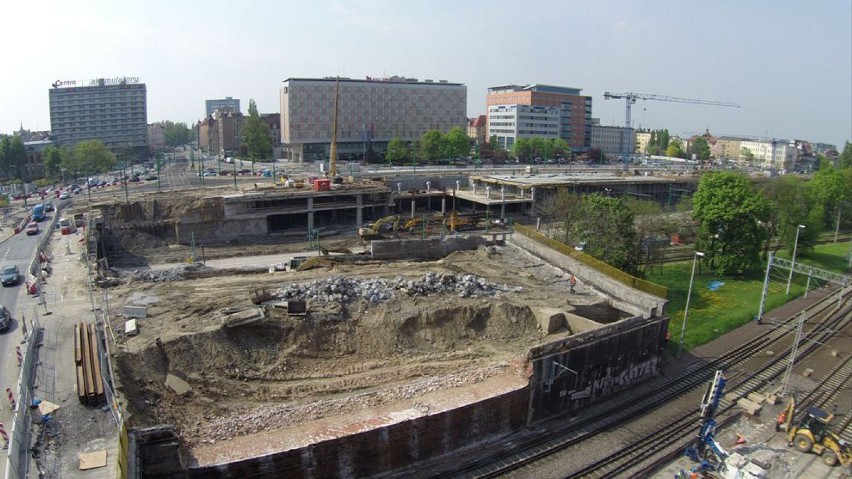 Trwa remont Kaponiery i mostu Uniwersyteckiego.