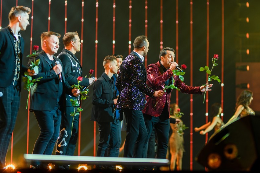 Koncert z licznymi gwiazdami, jaki odbył się w G2A Arena,...