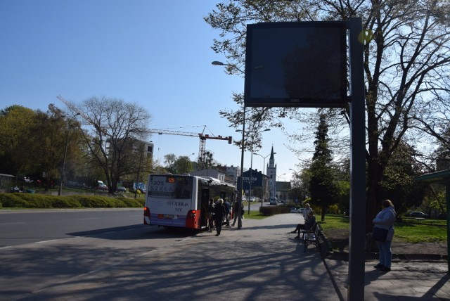 Tablice systemu dynamicznej informacji pasażerskiej działają w całym mieście od jesieni zeszłego roku. Dwie tablice nie działają od ponad tygodnia.