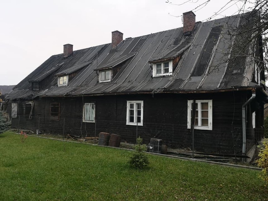 Słynny "barak" w Świnnej Porębie został wyburzony. Nic z...