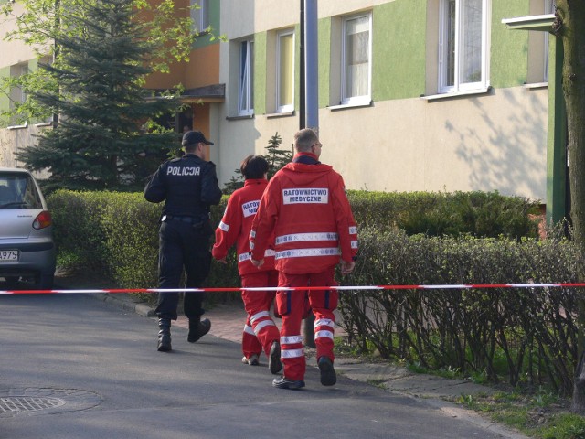 &#8233;Wezwanym ratownikom przyszło stwierdzić zgon małżonków