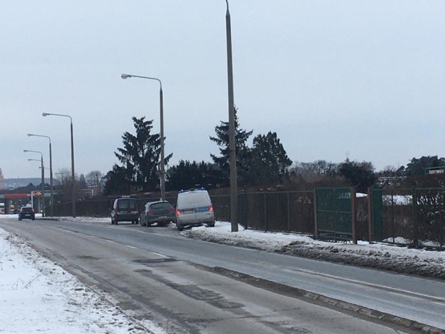 Na terenie ogrodów działkowych przy ul. Chełmińskiej w Grudziądzu znaleziono ciało mężczyzny. Najprawdopodobniej zmarł w wyniku hipotermii