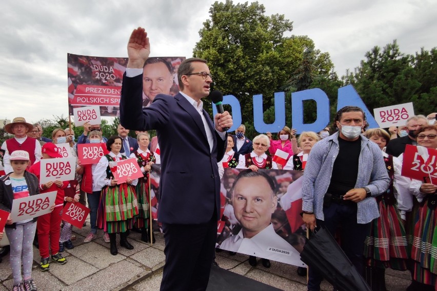 Premier Mateusz Morawiecki w Piotrkowie na spotkaniu...