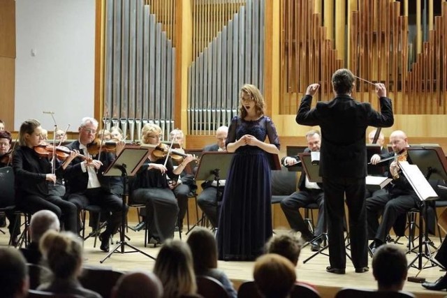 Najwięcej, bo aż 16 tysięcy złotych przyznano Inowrocławskiemu Towarzystwu Muzycznemu "Pro Arte" na "Koncert symfoniczny "Uczniowie Miastu" w ramach obchodów Dni Inowrocławia"