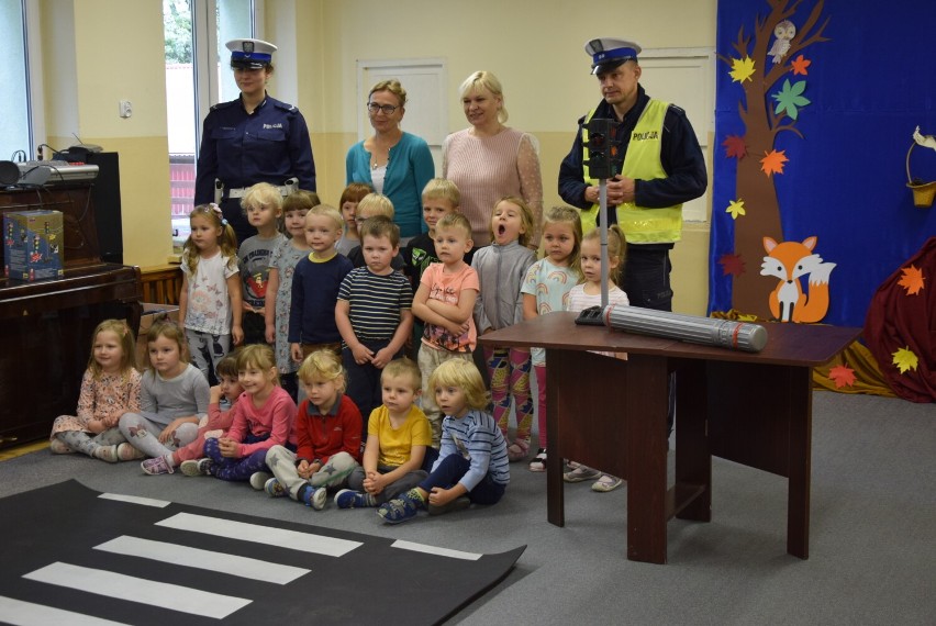 Maluchy z Przedszkola nr 5 w Skierniewicach już poznały pierwsze zasady ruchu drogowego