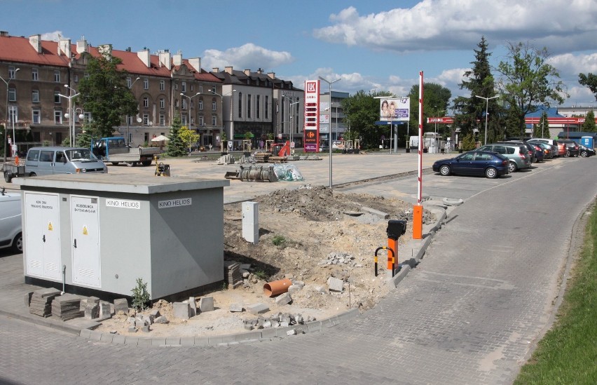 Przebudowa parkingu przy kinie Helios w Radomiu zbliża się...