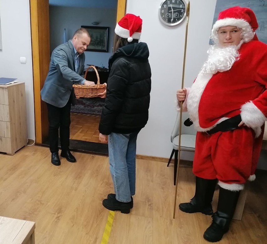 Sulmierzyce: Sulmierzyccy Mikołaje pamiętali o swoich przyjaciołach