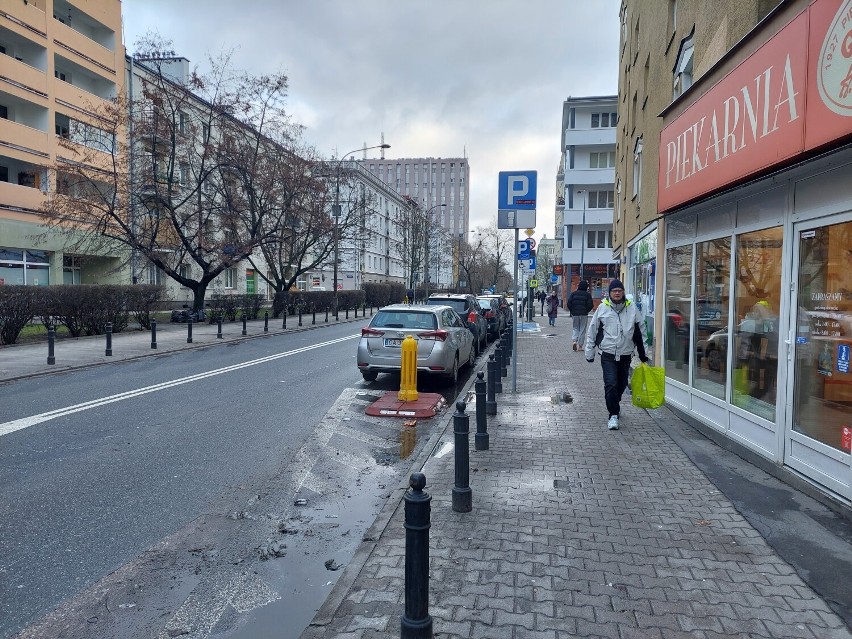 Strefa płatnego parkowania powiększy się od 2 stycznia. Mokotów i Praga-Północ już przygotowane na zmiany. Co dalej?