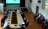 Scysja na sesji rady gminy w Spytkowicach. Żona posła oskarża o hejt kandydata na wójta