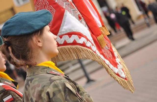 Mieszkańcy Tarnobrzega obchodzą Narodowe Święto Niepodległości, 11 listopada 2011 r.