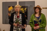 Resursa Obywatelska w Radomiu zaprosiła na otwarcie wystawy "Podążając za światłem” Lidii Mikockiej - Rosińskiej. Zobacz zdjęcia