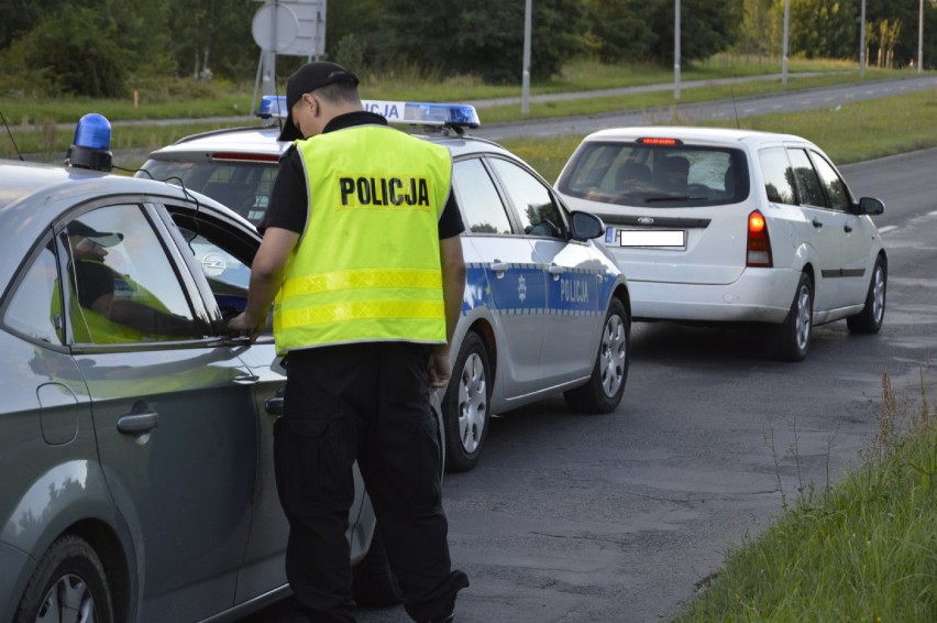 Kierowca forda focusa, który podczas ucieczki potrącił...