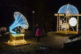 Zachwycający Park Świateł na Górze Parkowej. To miejsce w Krynicy-Zdroju rozświetlają setki tysięcy lampek. Zobaczcie zdjęcia!