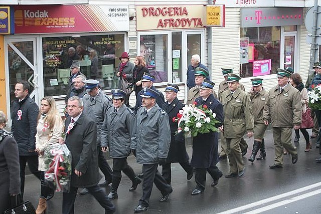 Ustrzyccy policjanci uczcili Święto Niepodległości