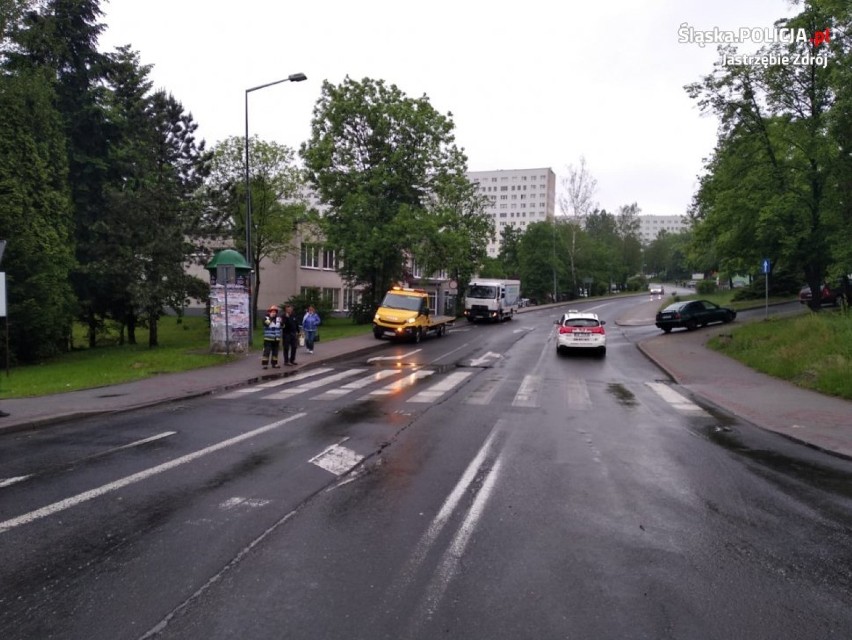 Jastrzębie: zderzyły się trzy samochody. Kobieta prowadząca...